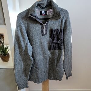 Helly Hansen Gray Zip-Up Wool Sweater with Black Pocket